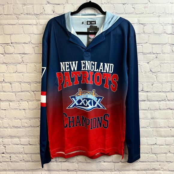NFL Other - NFL New England Patriots Super Bowl XXXIX Champions Hoody Tee Size Large NEW